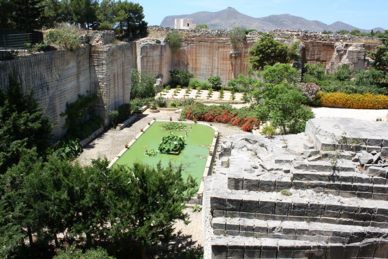 Giardino Dell'Impossibile Di Antonino Campo Apartment Favignana Exterior photo